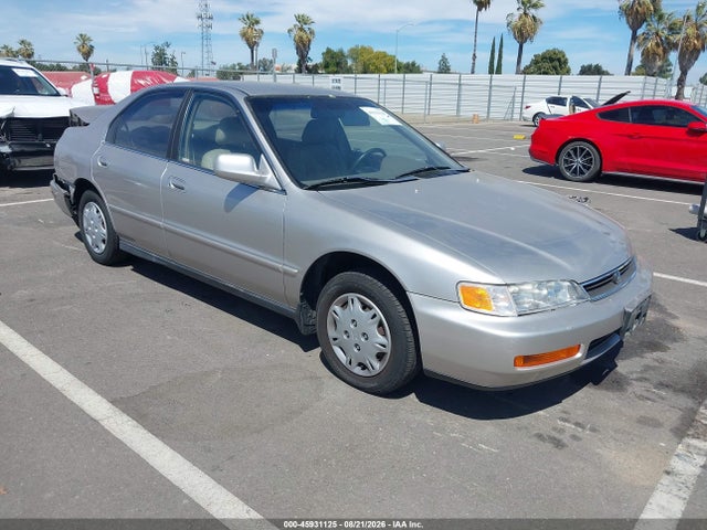 45931125 :رقم المزاد ، 1HGCD5690TA258619 vin ، 1996 Honda Accord Value مزاد بيع
