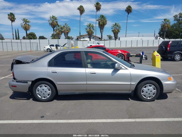 1996 Honda Accord Value მანქანა იყიდება აუქციონზე, vin: 1HGCD5690TA258619, აუქციონის ნომერი: 45931125