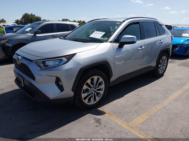 2019 Toyota Rav4 Xle Premium მანქანა იყიდება აუქციონზე, vin: JTMA1RFV3KD521962, აუქციონის ნომერი: 45931159