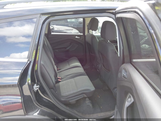 45931300 :رقم المزاد ، 1FMCU9GX8GUC39836 vin ، 2016 Ford Escape Se مزاد بيع