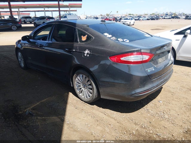 3FA6P0PU5GR305184 Ford Fusion Energi Se Luxury