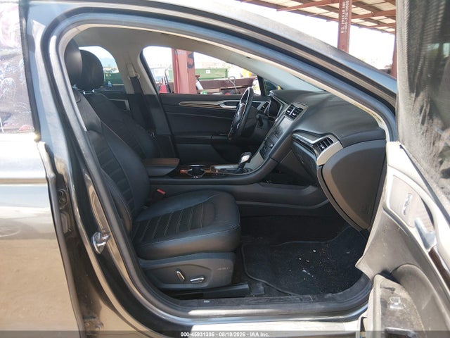 3FA6P0PU5GR305184 Ford Fusion Energi Se Luxury