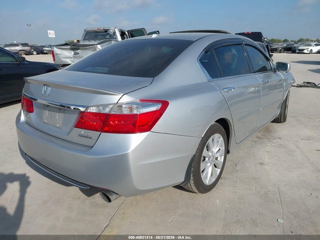 Honda Accord Touring 2014 1HGCR3F96EA010674 Image 4
