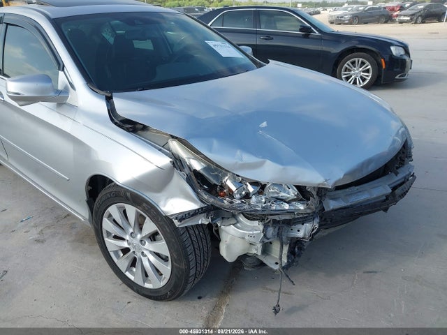 Honda Accord Touring 2014 1HGCR3F96EA010674 Image 6