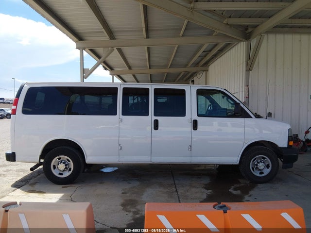 Aukcja sprzedaży 2020 Chevrolet Express Passenger Rwd 3500 Extended Wheelbase Ls, vin: 1GAZGNFG2L1251002, numer aukcji: 45931353