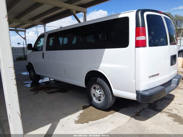 Aukcja sprzedaży 2020 Chevrolet Express Passenger Rwd 3500 Extended Wheelbase Ls, vin: 1GAZGNFG2L1251002, numer aukcji: 45931353