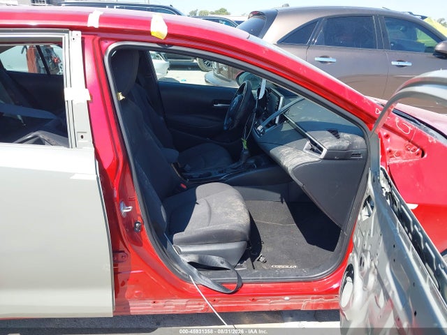 45931358 :رقم المزاد ، 5YFEPRAE1LP033986 vin ، 2020 Toyota Corolla Le مزاد بيع