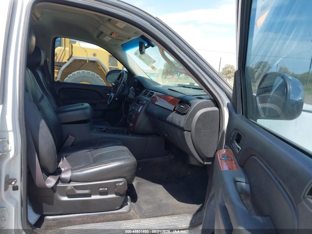 2012 Chevrolet Suburban Lt მანქანა იყიდება აუქციონზე, vin: 1GNSCJE06CR140074, აუქციონის ნომერი: 45931400
