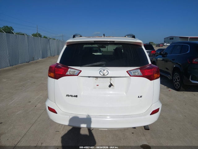 Toyota RAV4 LE 2015 2T3ZFREV8FW178824 Image 16