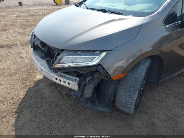 45931413 :رقم المزاد ، 5FNRL6H97JB032015 vin ، 2018 Honda Odyssey Elite مزاد بيع