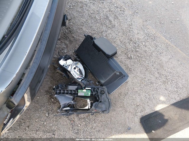 45931445 :رقم المزاد ، 5TDDGRFH4KS061687 vin ، 2019 Toyota Highlander Hybrid Limited Platinum مزاد بيع