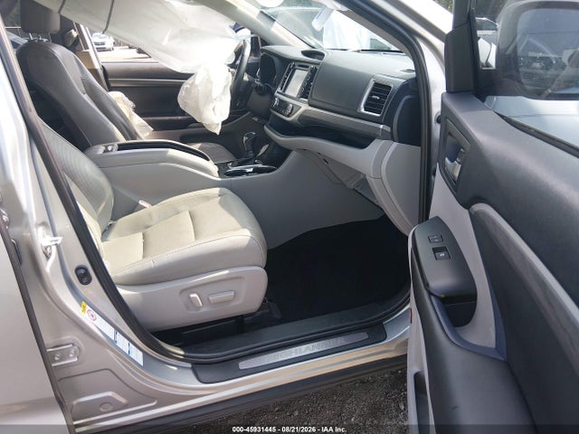 45931445 :رقم المزاد ، 5TDDGRFH4KS061687 vin ، 2019 Toyota Highlander Hybrid Limited Platinum مزاد بيع