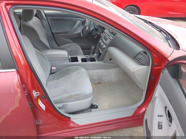 2010 Toyota Camry Le მანქანა იყიდება აუქციონზე, vin: 4T1BF3EK4AU085997, აუქციონის ნომერი: 45931510