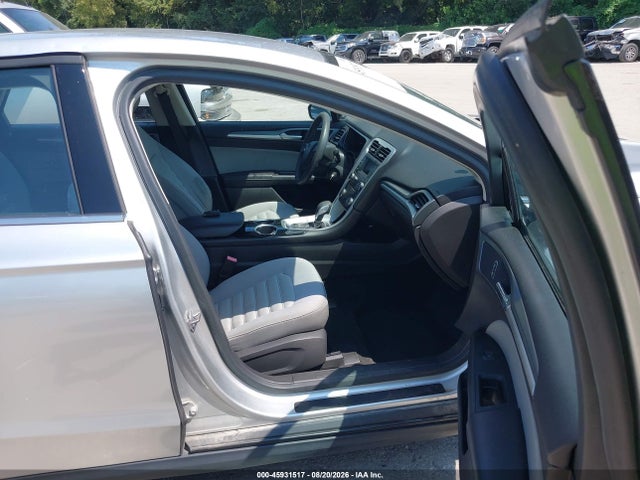 Продажа на аукционе авто 2014 Ford Fusion S, vin: 3FA6P0G71ER149930, номер лота: 45931517