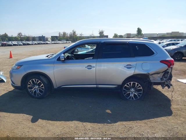 Mitsubishi Outlander Se/sel 2017 JA4AD3A34HZ041686 Image 15