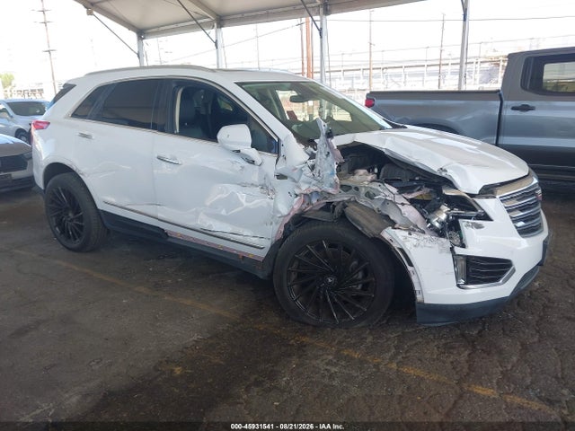 45931541 :رقم المزاد ، 1GYKNCRS8JZ219330 vin ، 2018 Cadillac Xt5 Luxury مزاد بيع