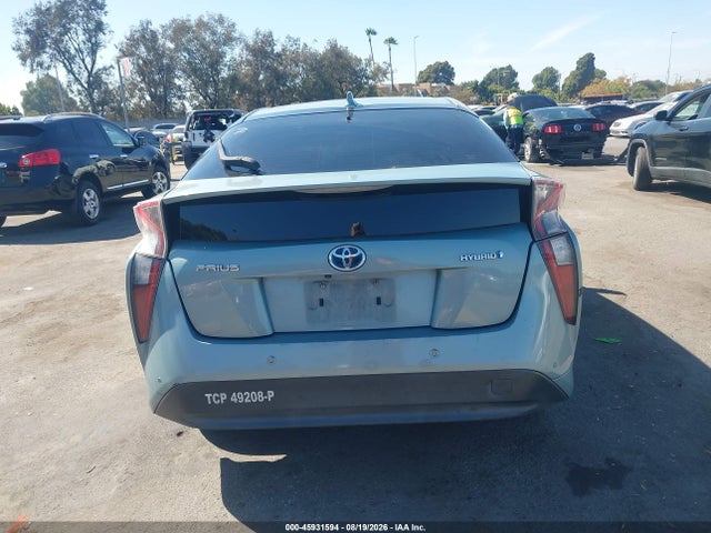 Продажа на аукционе авто 2016 Toyota Prius Four, vin: JTDKARFUXG3502186, номер лота: 45931594