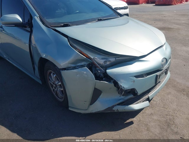 Продажа на аукционе авто 2016 Toyota Prius Four, vin: JTDKARFUXG3502186, номер лота: 45931594