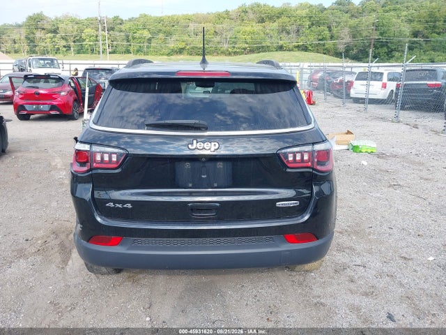 45931620 :رقم المزاد ، 3C4NJDBB7HT629228 vin ، 2017 Jeep New Compass Latitude 4x4 مزاد بيع