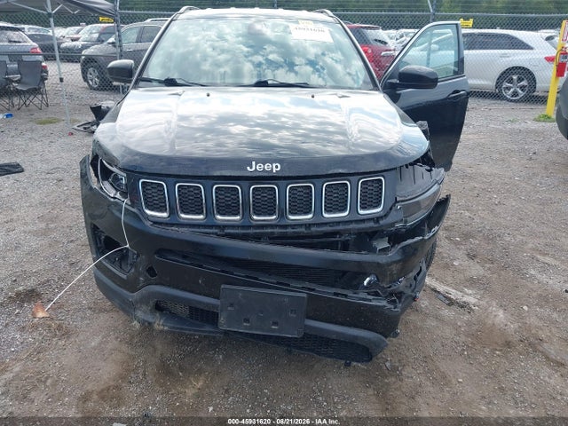45931620 :رقم المزاد ، 3C4NJDBB7HT629228 vin ، 2017 Jeep New Compass Latitude 4x4 مزاد بيع