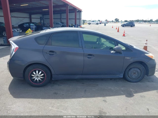 45931645 :رقم المزاد ، JTDKN3DU8D5666654 vin ، 2013 Toyota Prius مزاد بيع