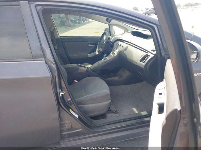 45931645 :رقم المزاد ، JTDKN3DU8D5666654 vin ، 2013 Toyota Prius مزاد بيع