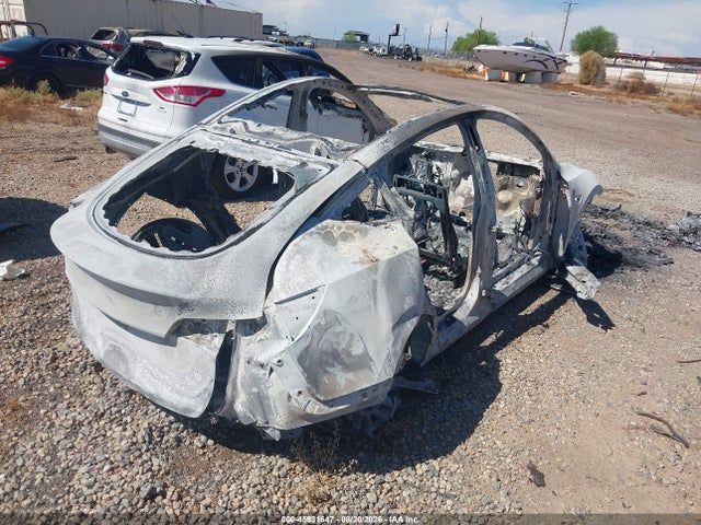 7SAYGDEF7RF057767 Tesla Model Y Performance Dual Motor All-wheel Drive