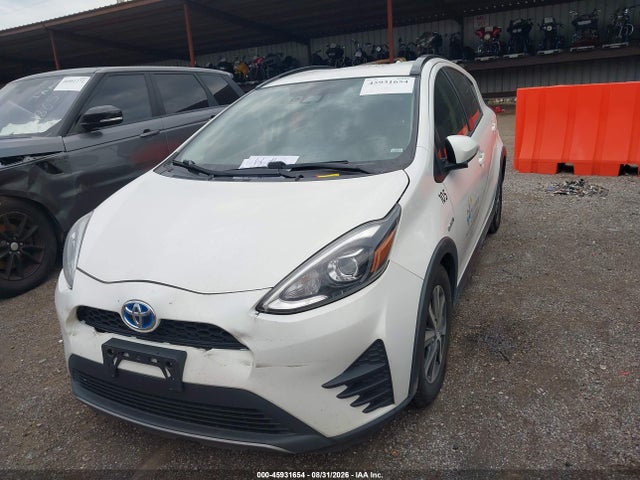 45931654 :رقم المزاد ، JTDKDTB37J1605795 vin ، 2018 Toyota Prius C Two مزاد بيع