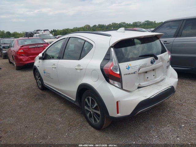 45931654 :رقم المزاد ، JTDKDTB37J1605795 vin ، 2018 Toyota Prius C Two مزاد بيع