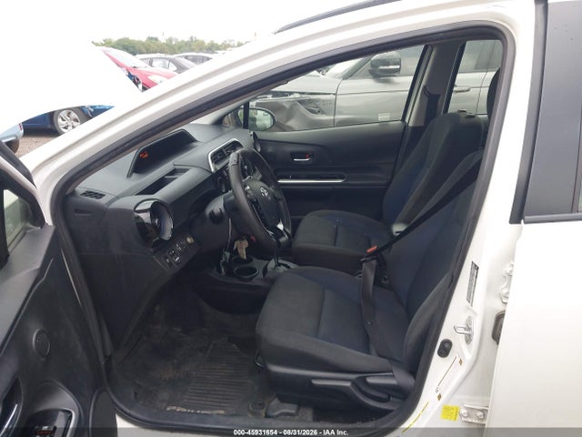 45931654 :رقم المزاد ، JTDKDTB37J1605795 vin ، 2018 Toyota Prius C Two مزاد بيع
