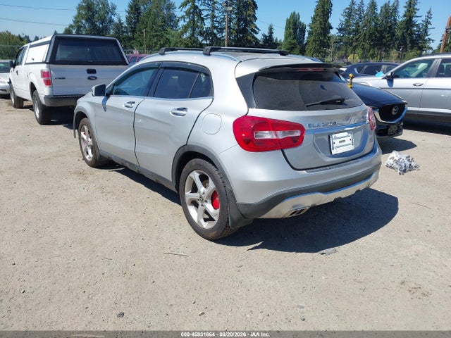 WDCTG4GBXJJ426260 Mercedes-Benz Gla 250 4matic
