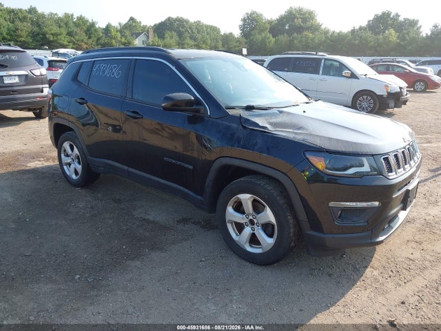 2018 Jeep Compass Latitude 4x4 მანქანა იყიდება აუქციონზე, vin: 3C4NJDBB1JT360116, აუქციონის ნომერი: 45931686