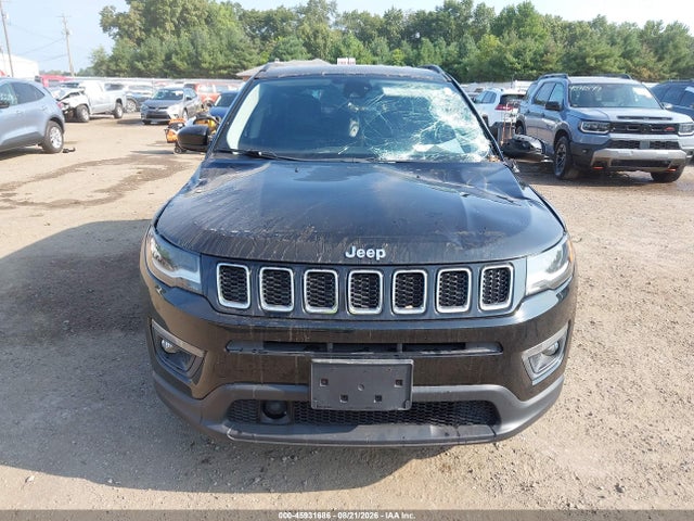 2018 Jeep Compass Latitude 4x4 მანქანა იყიდება აუქციონზე, vin: 3C4NJDBB1JT360116, აუქციონის ნომერი: 45931686