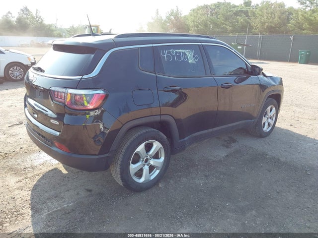 2018 Jeep Compass Latitude 4x4 მანქანა იყიდება აუქციონზე, vin: 3C4NJDBB1JT360116, აუქციონის ნომერი: 45931686