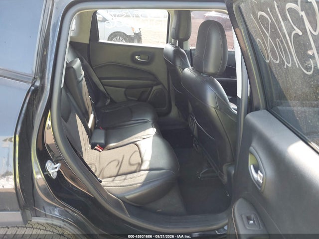 2018 Jeep Compass Latitude 4x4 მანქანა იყიდება აუქციონზე, vin: 3C4NJDBB1JT360116, აუქციონის ნომერი: 45931686