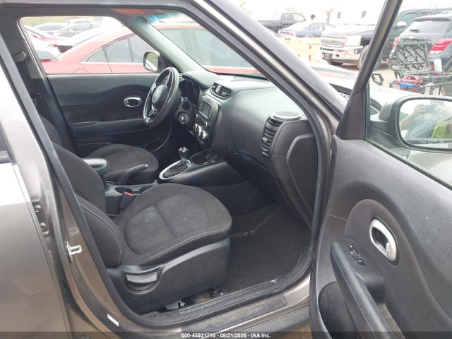 Продаж на аукціоні авто 2015 Kia Soul, vin: KNDJN2A24F7231954, номер лоту: 45931715