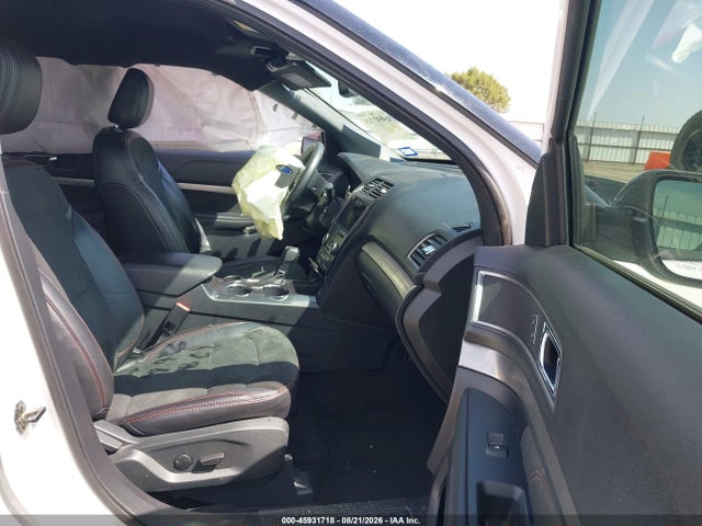 45931718 :رقم المزاد ، 1FM5K7D84KGB37859 vin ، 2019 Ford Explorer Xlt مزاد بيع