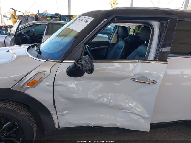 Aukcja sprzedaży 2016 Mini Countryman Cooper, vin: WMWZB3C51GWR48065, numer aukcji: 45931740