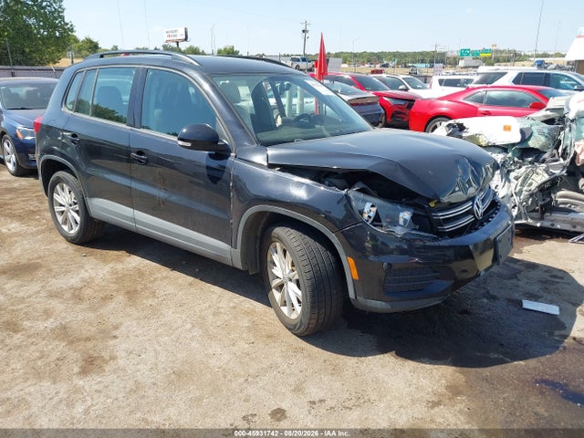 2017 Volkswagen Tiguan 2.0t/2.0t S მანქანა იყიდება აუქციონზე, vin: WVGBV7AX4HK052970, აუქციონის ნომერი: 45931742