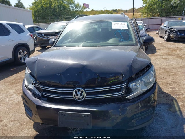 2017 Volkswagen Tiguan 2.0t/2.0t S მანქანა იყიდება აუქციონზე, vin: WVGBV7AX4HK052970, აუქციონის ნომერი: 45931742