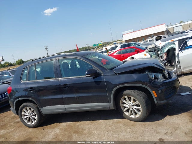 2017 Volkswagen Tiguan 2.0t/2.0t S მანქანა იყიდება აუქციონზე, vin: WVGBV7AX4HK052970, აუქციონის ნომერი: 45931742