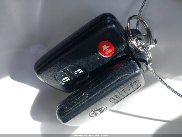 Toyota Prius Two 2015 JTDKN3DU6F0461656 Image 11