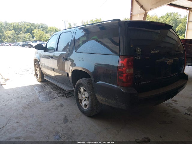 45931769 :رقم المزاد ، 1GNUKHE30AR241137 vin ، 2010 Chevrolet Suburban 1500 Ls مزاد بيع