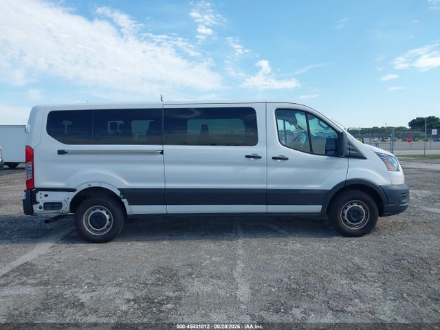 45931812 :رقم المزاد ، 1FBAX2Y81NKA14799 vin ، 2022 Ford Transit-350 Passenger Van Xl مزاد بيع