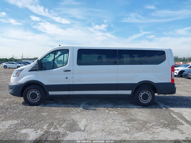45931812 :رقم المزاد ، 1FBAX2Y81NKA14799 vin ، 2022 Ford Transit-350 Passenger Van Xl مزاد بيع
