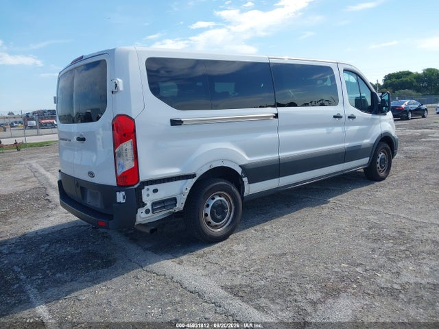 45931812 :رقم المزاد ، 1FBAX2Y81NKA14799 vin ، 2022 Ford Transit-350 Passenger Van Xl مزاد بيع