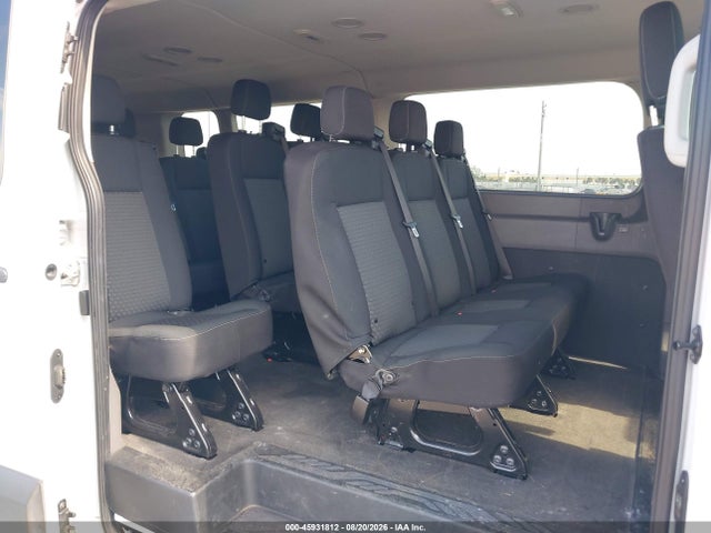 45931812 :رقم المزاد ، 1FBAX2Y81NKA14799 vin ، 2022 Ford Transit-350 Passenger Van Xl مزاد بيع
