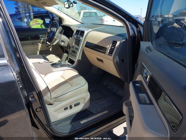 Продажа на аукционе авто 2009 Lincoln Mkx, vin: 2LMDU88C09BJ02297, номер лота: 45931874