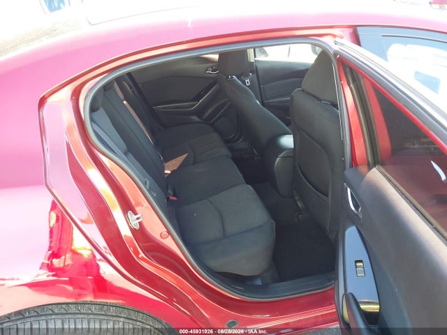 45931926 :رقم المزاد ، 3MZBN1U77HM107091 vin ، 2017 Mazda Mazda3 Sport مزاد بيع