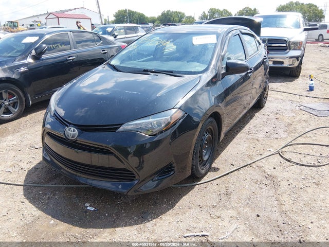 45931947 :رقم المزاد ، 5YFBURHE1HP571094 vin ، 2017 Toyota Corolla Le مزاد بيع